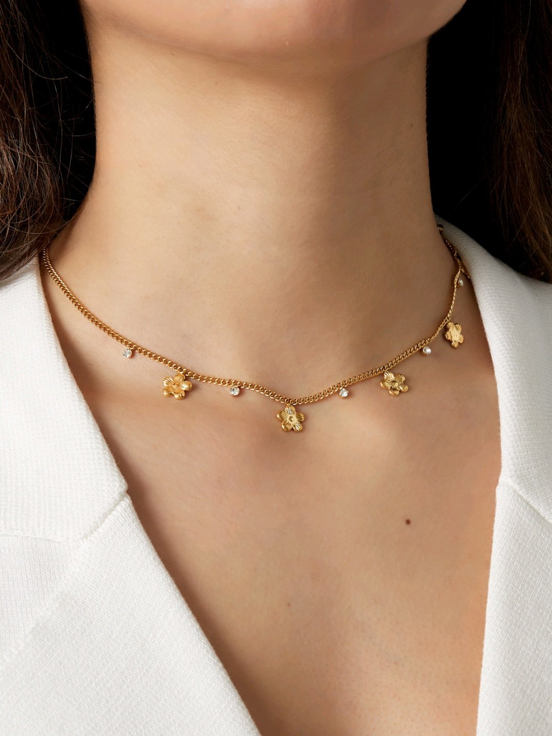 Flower necklace