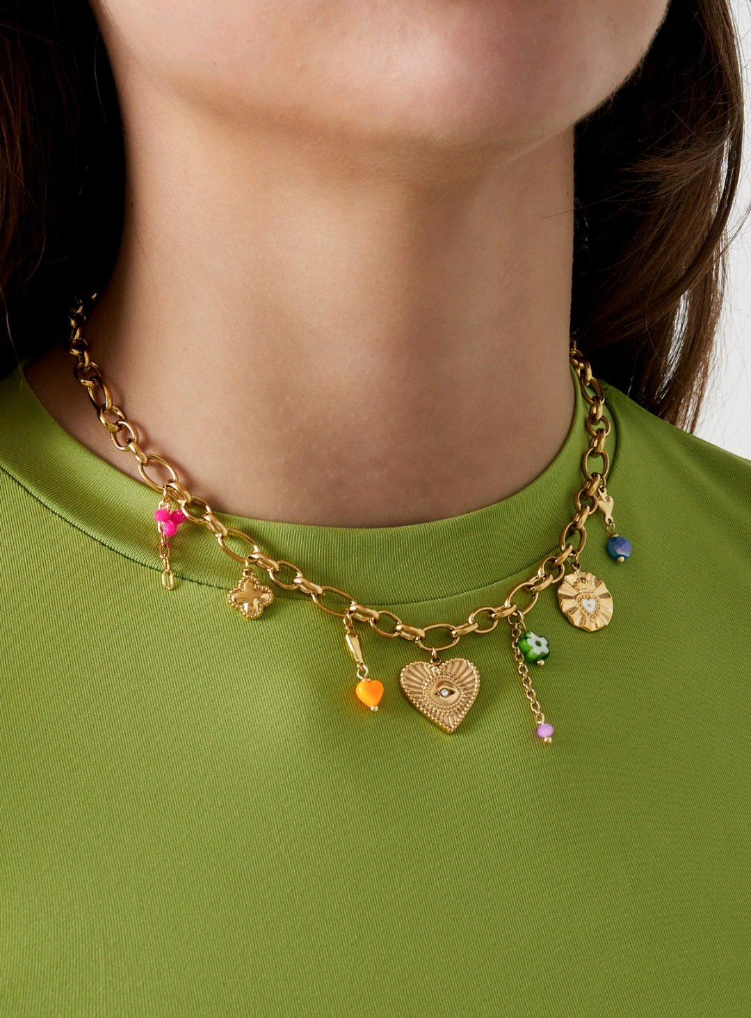Charm necklace eye
