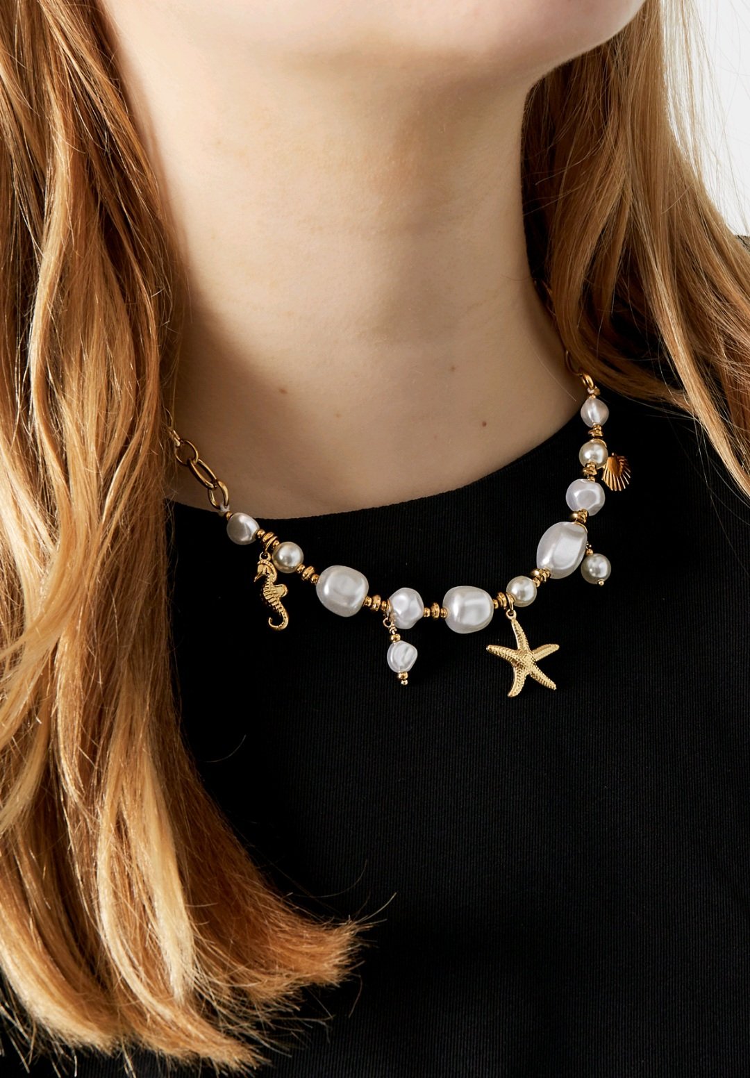 Seashell necklace pearl