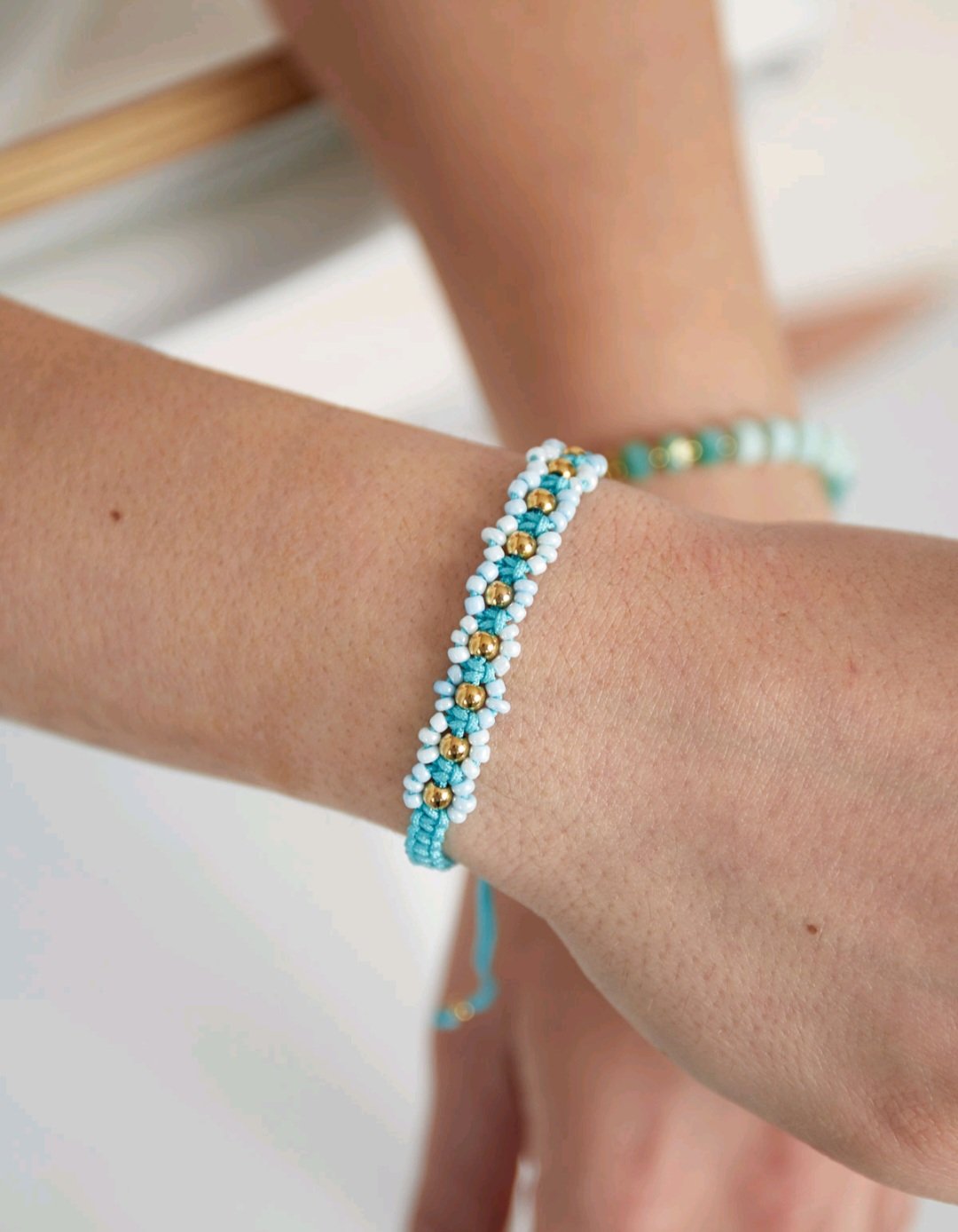 Flower power bracelet blue