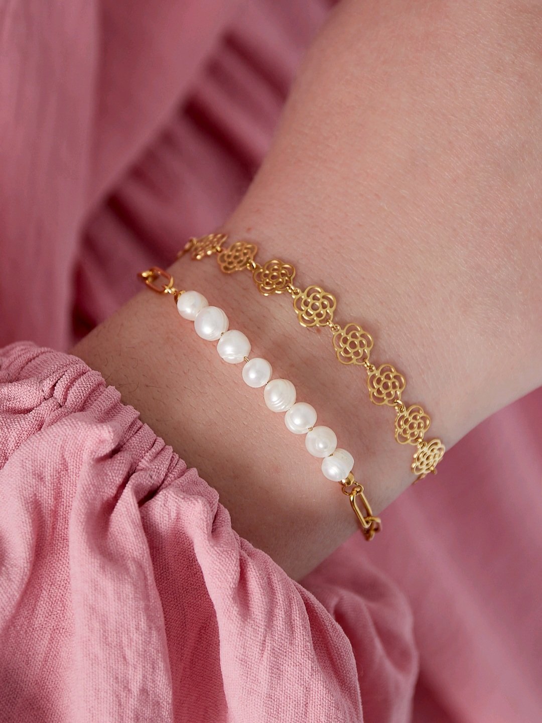 Flower bracelet